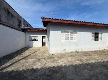 Casa de 4 quartos, Peruíbe · Casa com 4 quartos e área gourmet em Peruíbe.