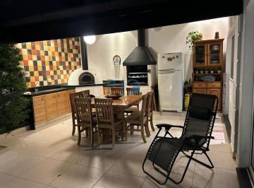 Casa · 228m² · 4 Quartos · 3 Vagas · Casa em condomínio com 4 dormitórios 3 vagas a venda na Granja Julieta
