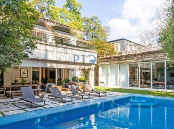Casa · 1072m² · 4 Quartos · 6 Vagas · Casa com 4 suítes 6 vagas a venda no Jardins