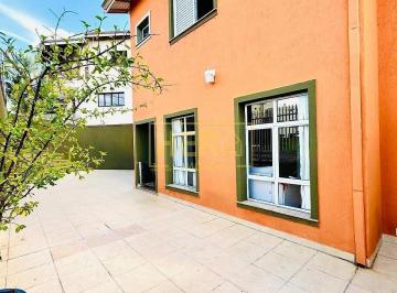 Casa · 226m² · 3 Quartos · 4 Vagas · Casa 3 Quartos com 3 Suítes e 226m² - Jardim Torres São José