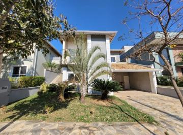 imagem · Casa à venda com 3 suítes no Condomínio Portal do Jequitibá, Valinhos. Localizad