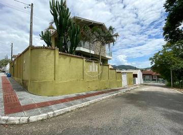 Casa · 260m² · 3 Quartos · 2 Vagas · Casa 3 Quartos com 2 Suítes - Forquilhas