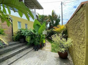 Casa · 260m² · 3 Quartos · 2 Vagas · Casa 3 Quartos com 2 Suítes - Forquilhas