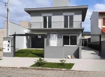 Casa · 160m² · 3 Quartos · 2 Vagas · Casa 3 Quartos com 3 Suítes - Córrego Grande