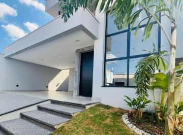 Casa de 3 quartos, Varginha · Casa para venda em Porto Príncipe - Varginha/MG.