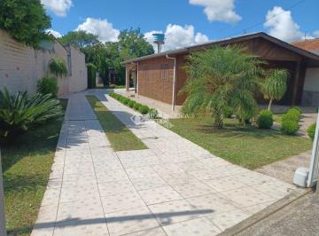 Casa · 171m² · 5 Quartos · Terreno com duas casas muito bem localizado no Bairro Estância Velha