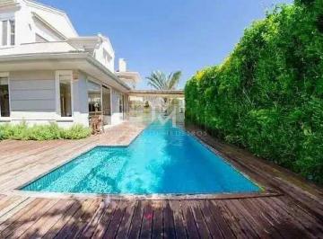 a400cd41-0394-42a0-8132-1c0b71d7b80b-17782485603139.jpg · Casa com 5 quartos a 200m da praia em Jurerê Internacional