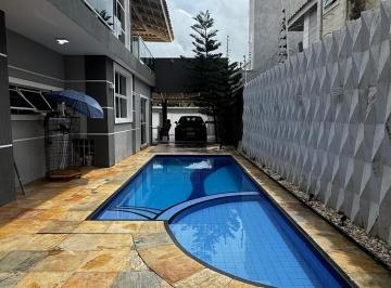 Casa · 236m² · 4 Quartos · 6 Vagas · Casa Duplex em Edson Queiroz - Fortaleza