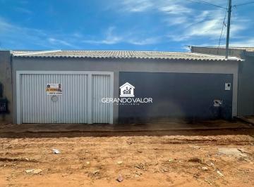 Casa · 132m² · 2 Quartos · 3 Vagas · Casa com 2 Suítes - Garagem coberta