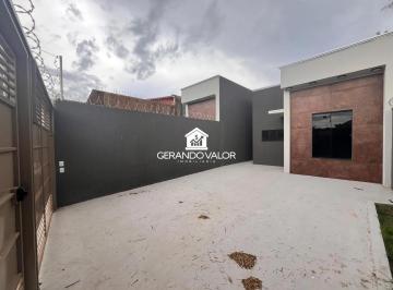Casa · 87m² · 3 Quartos · 1 Vaga · Oportunidade - Suíte + 2 quartos - Quintal Amplo