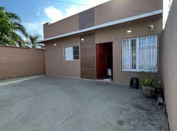 Casa de 4 quartos, Itanhaém · Casa com 4 quartos e área gourmet em Itanhaém.