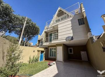 4403618_0.jpg · Sobrado no CAMPO COMPRIDO com 230m²