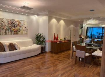 Apartamento · 117m² · 3 Quartos · 2 Vagas · Apartamento Mobiliado de 3 Quartos sendo 1 Suite e 2 Vagas com 117m2 de Área Útil em Localização Pri