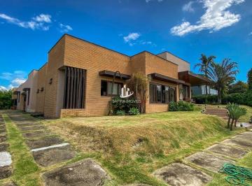 ln2zlvq2owi5ntzmzwu2mgnh_md · Casa à Venda no Condomínio Quinta de Penedo – Itatiaia/RJ