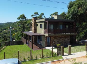 Foto 26 · Casa alto padrão à venda em Garopaba/SC na Praia da Ferrugem com vista para lagoa