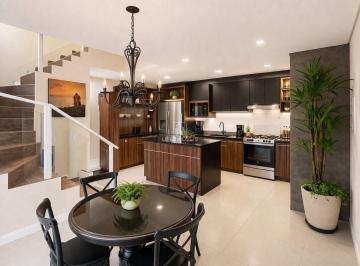 Casa · 135m² · 3 Quartos · 2 Vagas · Casa mobiliada à venda em Garopaba/SC no Ferraz com 3 suítes e vista para o mar