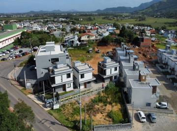 Casa · 82m² · 2 Quartos · 1 Vaga · Sobrado 2 Suites, no Ambrósio em Garopaba