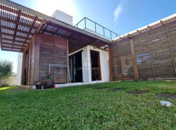 Casa · 70m² · 2 Quartos · 1 Vaga · Casa para Locação Anual na Areias do Macacu em Garopaba/SC
