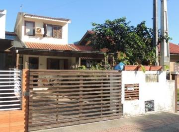 Foto 01 · Casa à Venda em Garopaba no Ambrósio – 2 Dormitórios com Churrasqueira e Financiável