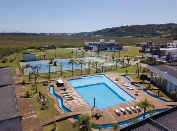 Foto 02 · Terreno 600m² à venda em Garopaba/SC no Condomínio Garopaba Internacional com infraestrutura complet