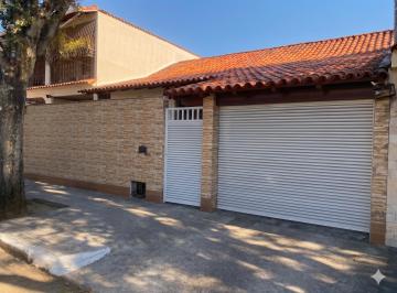 Casa de 5 quartos, Vitória · 2 Casas no Bairro República (Mesmo Terreno)