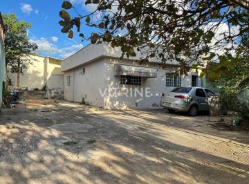 Casa · Oportunidade para investidores, 1% no aluguel-3 Casas no Lote !!!