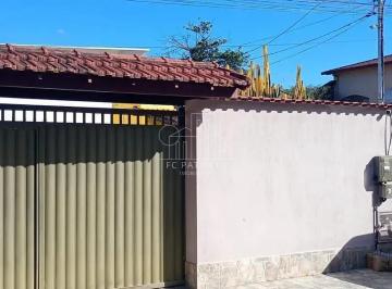 whatsapp-image-2026-05-07-at-14-25-381778193308111.jpeg · Casa à venda. Oportunidade rara e localização privilegiada no  Centro de Guapimirim, RJ- Aceita fina