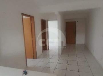 Sala · Apartamento 2 Quartos para Alugar no Centro 
