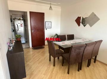 Apartamento · 62m² · 2 Quartos · 1 Vaga · Apto no Morumbi com 2 dorms, sacada, piscina