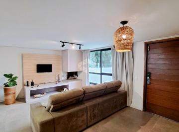Casa · 131m² · 2 Quartos · 3 Vagas · Casa semi nova com 2 quartos, suite e 3 vagas de garagem no bairro Vila Ipiranga
