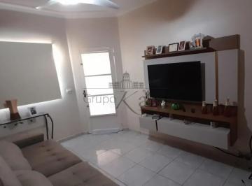 Casa · 126m² · 2 Quartos · 1 Vaga · Oportunidade - Casa - Jacareí - Jardim Santa Marina - 2 Dormitórios - 110m².