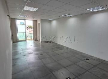 Comercial · 38m² · 1 Vaga · Sala comercial com 38m², ampla sala em piso laminado com terraço, 2 banheiros, 1 vaga