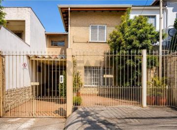 Casa · 126m² · 3 Quartos · 2 Vagas · Sobrado residencial ou comercial com 2 vagas na Água Branca
