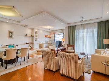 Apartamento · 200m² · 4 Quartos · 3 Vagas · Vende-se Apartamento alto padrão com 4 suítes, 3 vagas, 200 m², na Rua Vanderlei, 1261 - 11o. andar,