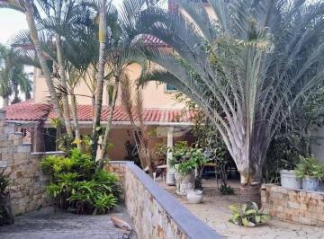 e7cda62dc2b6e515cbcac6590fe3f4a4d5a88589 · Casa com 4 Quartos à venda por R$ 1.300.000