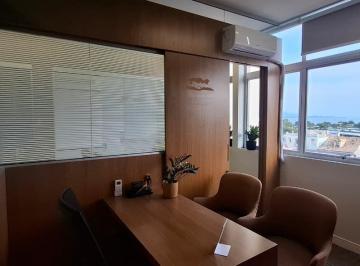 93604ea178221dfdbd795855779bdac0c997b6ce · Sala Comercial para Alugar no Centro de Florianópolis.