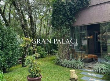 Casa · 320m² · 3 Quartos · 1 Vaga · Casa com Requinte no Reserva da Serra — Canela/RS