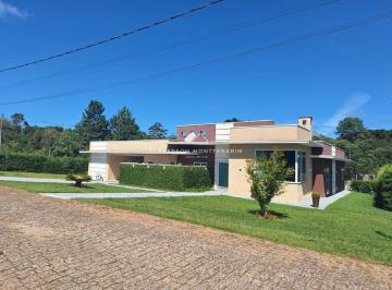 Casa · 250m² · 4 Quartos · 6 Vagas · Casa em Condomínio alto padrão- Paraná Golf