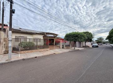 Casa · 203m² · 3 Quartos · 2 Vagas · Casa à venda no Jardim Capricórnio