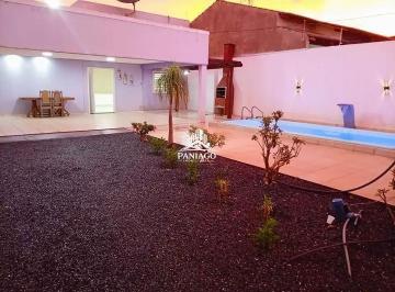 Casa · 230m² · 3 Quartos · 3 Vagas · Casa co Piscina a Venda no Bairro Paiaguás em Várzea Grande