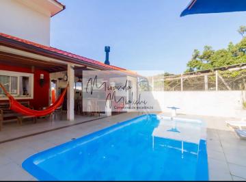 Casa · 340m² · 4 Quartos · 4 Vagas · Casa à venda no bairro Sambaqui - Florianópolis/SC