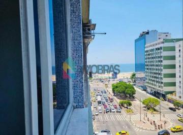 Apartamento · 31m² · 1 Quarto · Excelente conjugado localizado na terceira quadra da Praia do Leme!