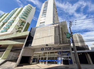 Fachada · Apartamento de 2 quartos à venda no bairro Centro em Juiz de Fora/MG.