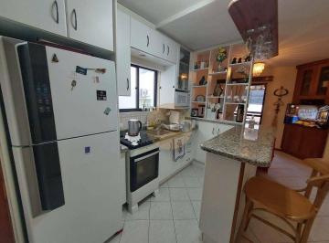 a3247ecef91e480c539ffe04e8a7057cade74d6f · Apartamento 3 dormitórios sendo 1 suíte a 150 metros do mar de Canasvieiras