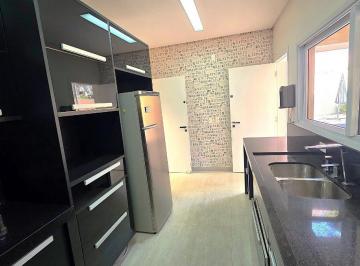 IMG_20260605_185456_000.jpeg · Funcional casa para locação em Parque dos Príncipes com 3 quartos, sendo 3 suítes, 274m² - remaxterr