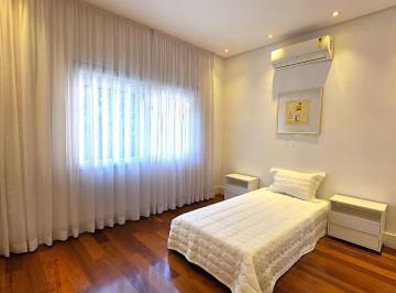 IMG_20260605_105434_000.jpeg · Funcional casa para locação em Parque dos Príncipes com 3 quartos, sendo 3 suítes, 274m² - remaxterr
