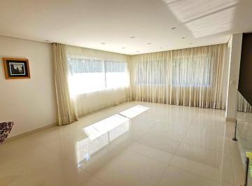 IMG_20260607_185441_000.jpeg · Imperdível casa para locação em Parque dos Príncipes com 3 quartos, sendo 3 suítes, 274m² - remaxter