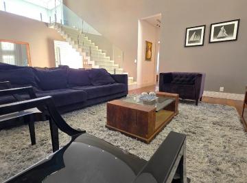 IMG_20260612_185357_000.jpeg · Confortável casa para locação em Parque dos Príncipes com 3 quartos, sendo 3 suítes, 274m² - remaxte