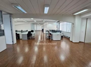 Comercial · 234m² · 6 Vagas · Conjunto Comercial Premium na Berrini: 1 Sala, 4 Banheiros, 6 Vagas - 234m² Mobiliado e Pronto para
