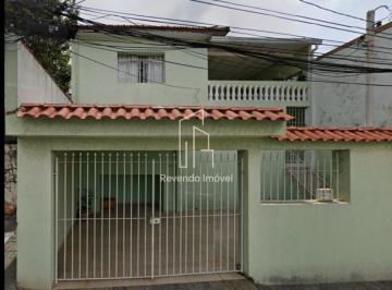 Casa · 225m² · 3 Quartos · 1 Vaga · Espaçosa casa de 3 quartos para locação na Vila Rio Branco, São Paulo-SP - 225m², 2 banheiros e gara